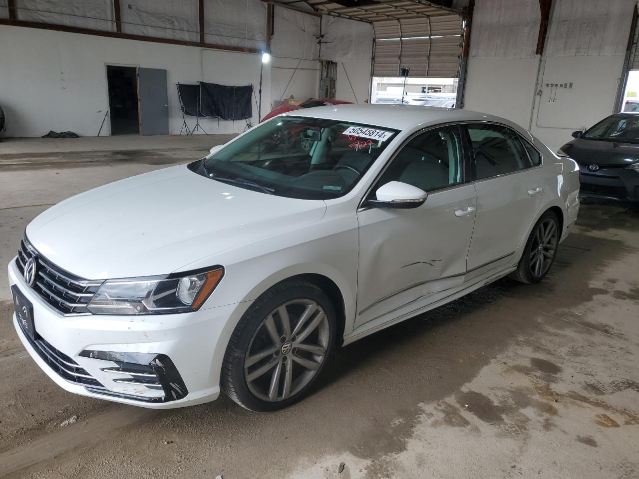 VOLKSWAGEN PASSAT 2016 1vwat7a32gc046058