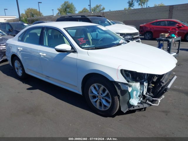 VOLKSWAGEN PASSAT 2017 1vwat7a32hc010257