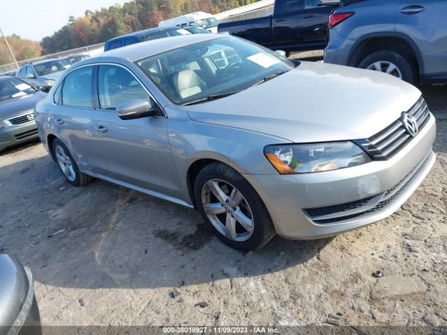 VOLKSWAGEN PASSAT 2014 1vwat7a33ec026690