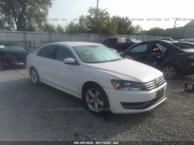 VOLKSWAGEN PASSAT 2013 1vwat7a33ec050892