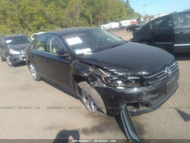 VOLKSWAGEN PASSAT 2014 1vwat7a33ec051220