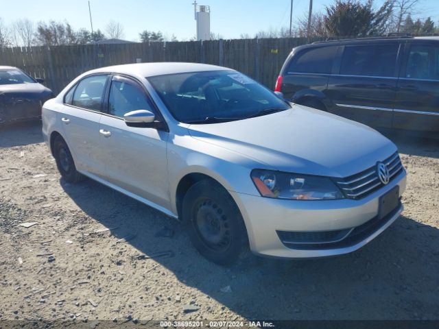 VOLKSWAGEN PASSAT 2014 1vwat7a33ec084203