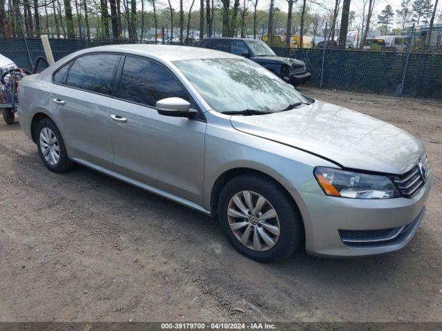 VOLKSWAGEN PASSAT 2014 1vwat7a33ec102117