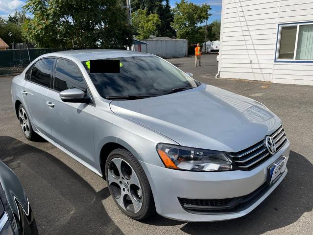 VOLKSWAGEN PASSAT 2015 1vwat7a33fc056516