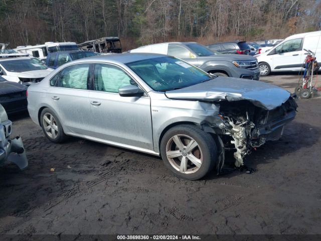 VOLKSWAGEN PASSAT 2015 1vwat7a33fc115791