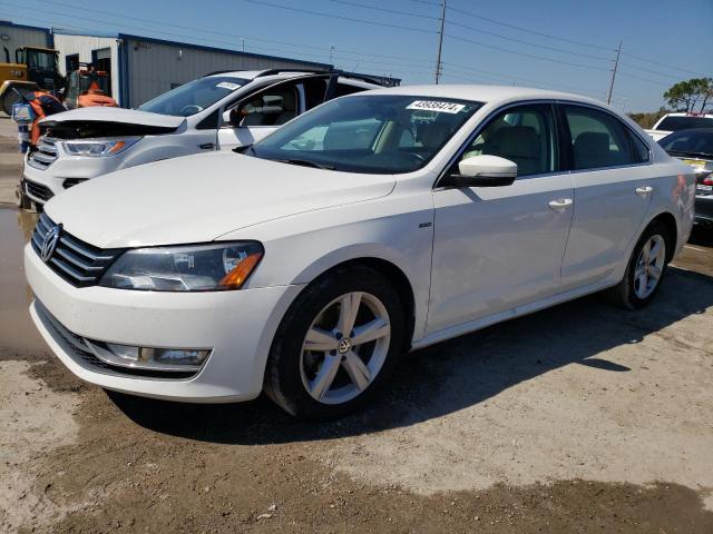 VOLKSWAGEN PASSAT 2015 1vwat7a33fc115855