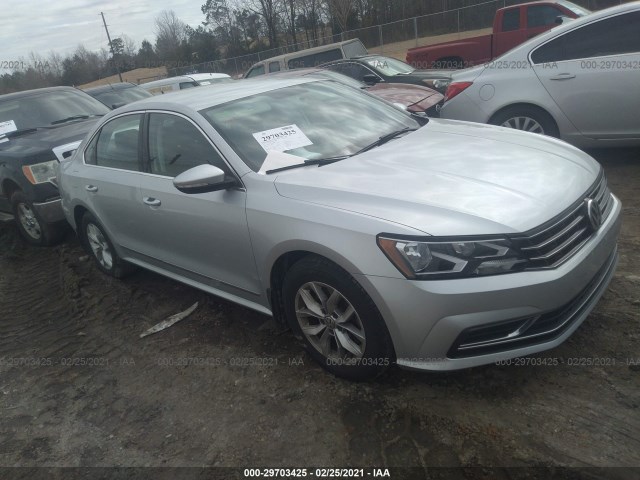 VOLKSWAGEN PASSAT 2017 1vwat7a33hc054543