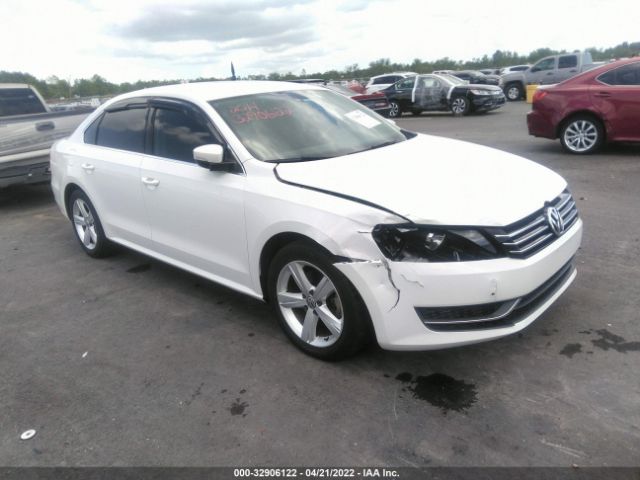 VOLKSWAGEN PASSAT 2014 1vwat7a34ec039576