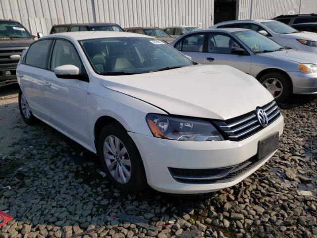 VOLKSWAGEN PASSAT 2014 1vwat7a34ec104555