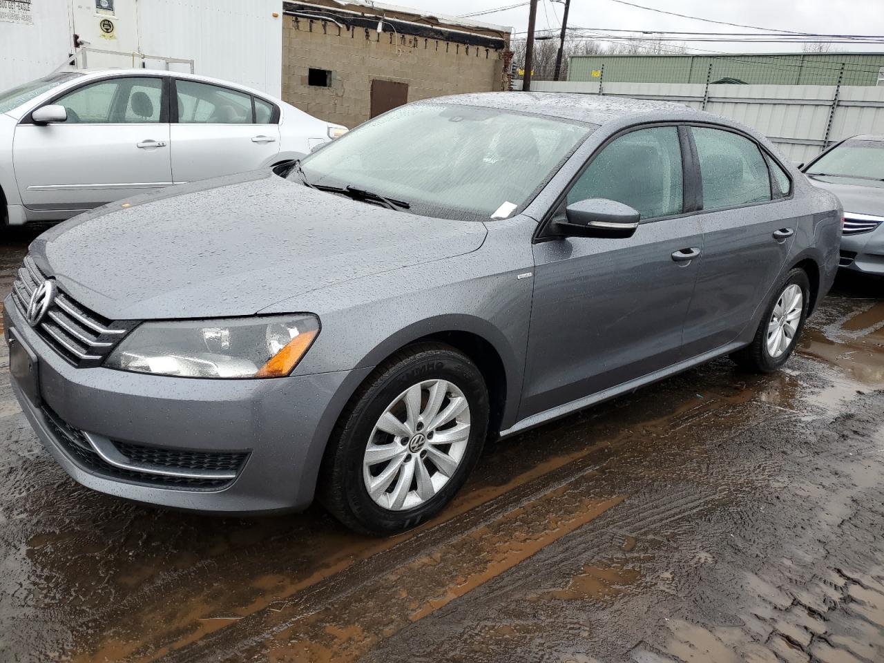 VOLKSWAGEN PASSAT 2015 1vwat7a34fc037943