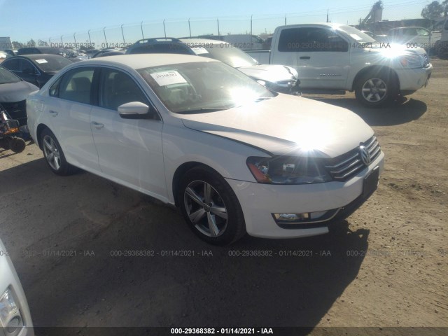 VOLKSWAGEN PASSAT 2015 1vwat7a34fc074099