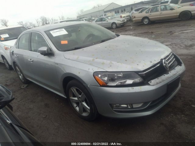 VOLKSWAGEN PASSAT 2015 1vwat7a34fc096345