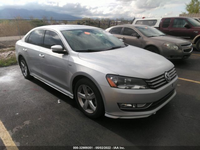 VOLKSWAGEN PASSAT 2015 1vwat7a34fc096880