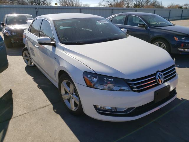 VOLKSWAGEN PASSAT 2015 1vwat7a34fc109210