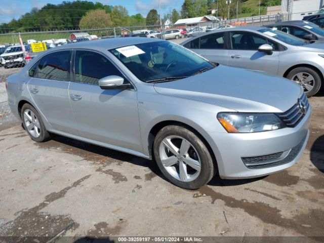 VOLKSWAGEN PASSAT 2014 1vwat7a35ec020759