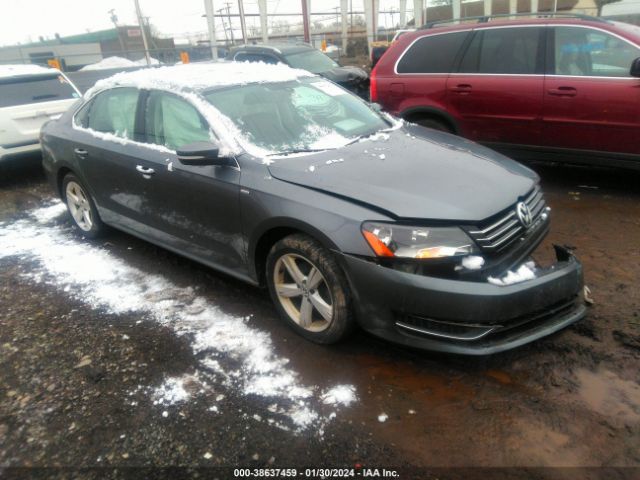 VOLKSWAGEN PASSAT 2013 1vwat7a35ec056922