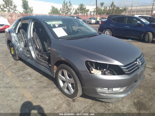 VOLKSWAGEN PASSAT 2015 1vwat7a35fc072443