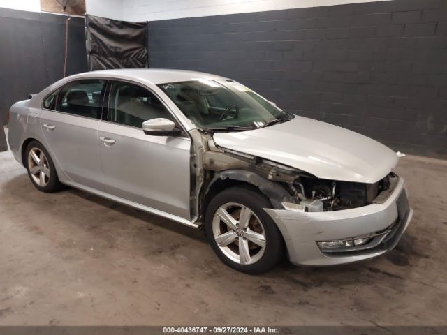 VOLKSWAGEN PASSAT 2015 1vwat7a35fc116182