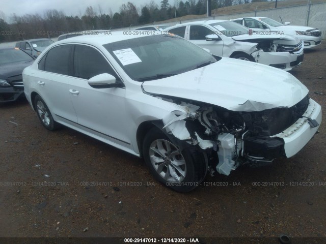 VOLKSWAGEN PASSAT 2016 1vwat7a35hc032236