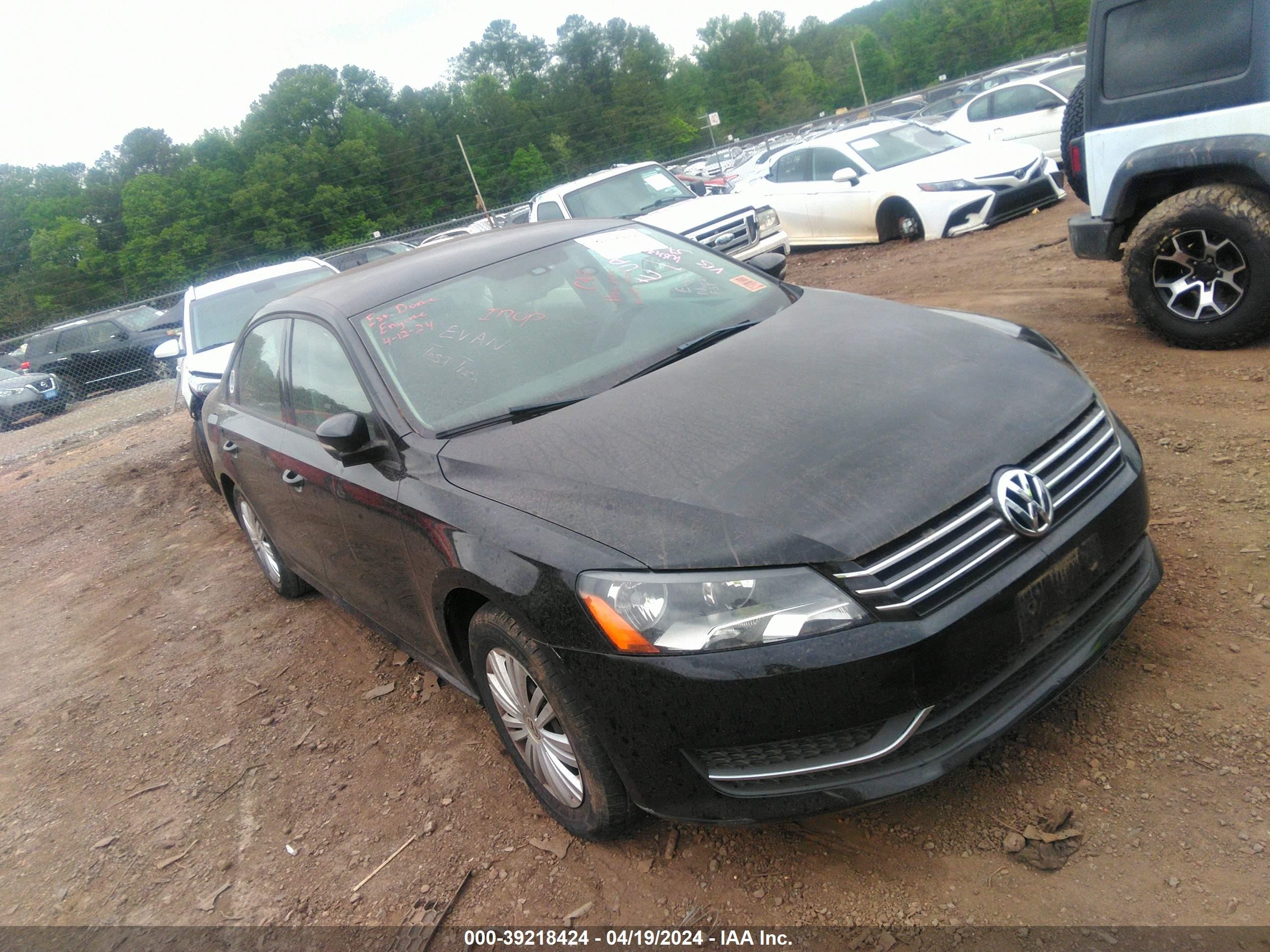 VOLKSWAGEN PASSAT 2014 1vwat7a36ec051552