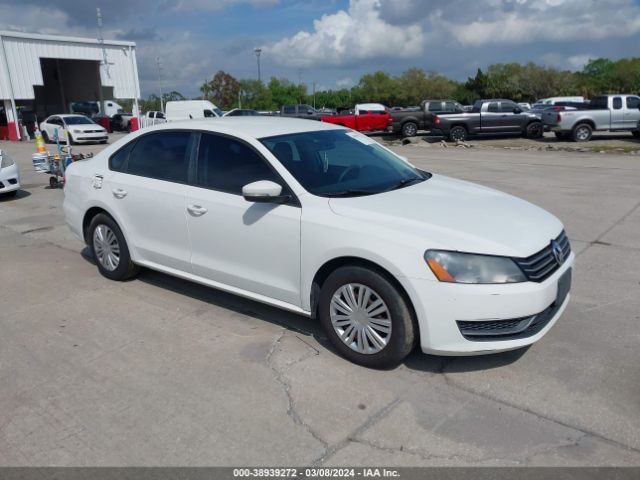 VOLKSWAGEN PASSAT 2014 1vwat7a36ec103388