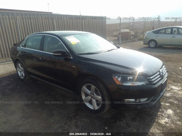 VOLKSWAGEN PASSAT 2015 1vwat7a36fc096430