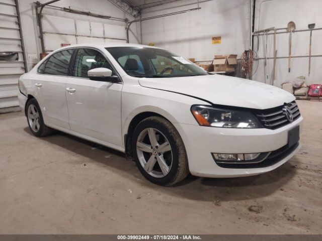 VOLKSWAGEN PASSAT 2015 1vwat7a36fc103196