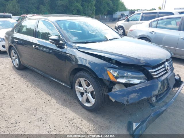 VOLKSWAGEN PASSAT 2015 1vwat7a36fc106115