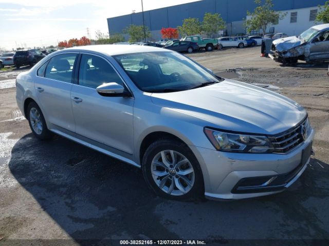 VOLKSWAGEN PASSAT 2017 1vwat7a37hc004759