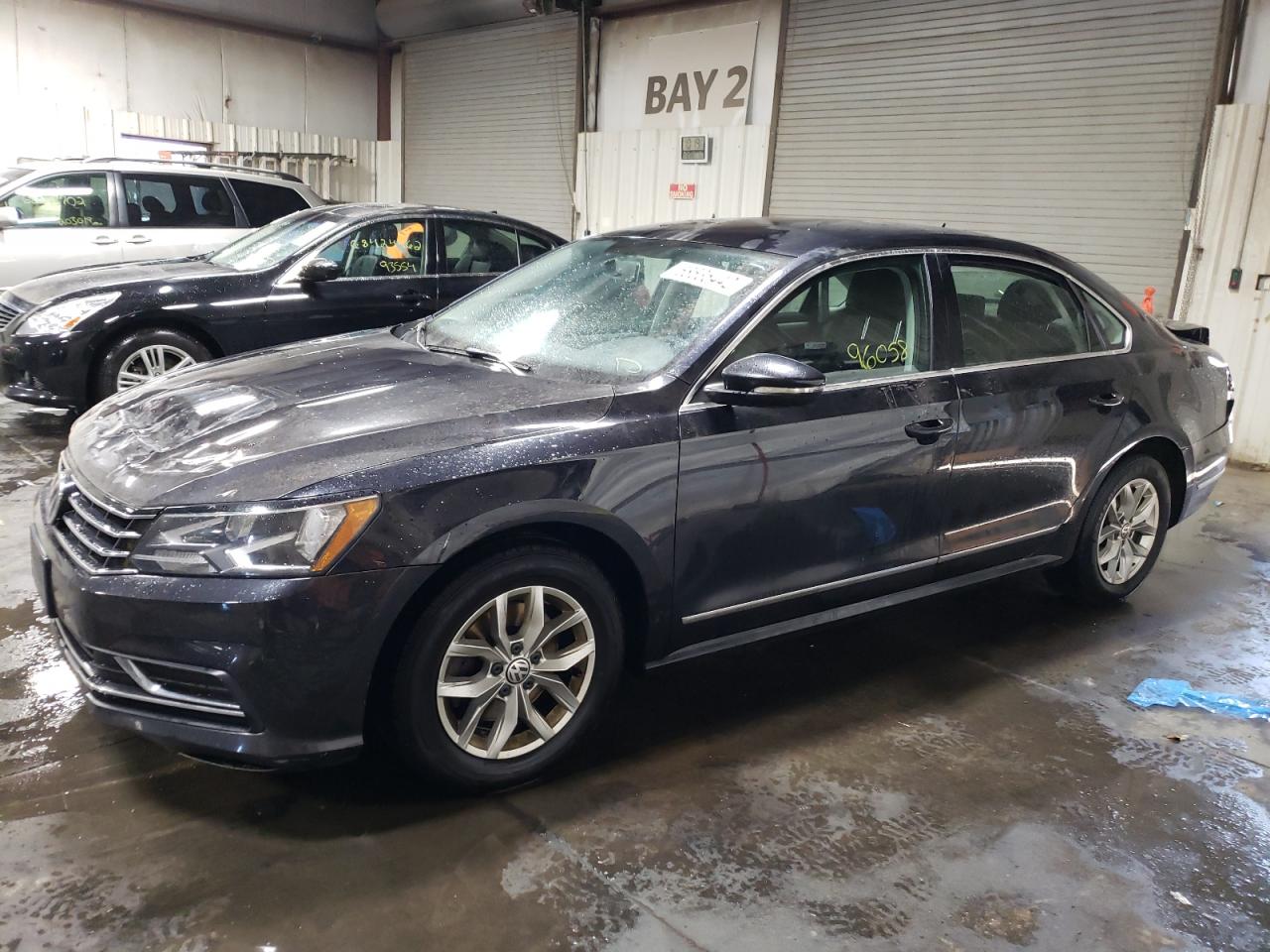 VOLKSWAGEN PASSAT 2017 1vwat7a37hc050009