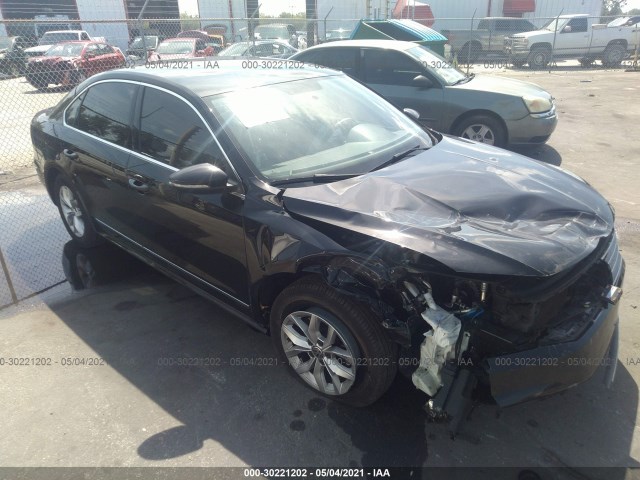 VOLKSWAGEN PASSAT 2017 1vwat7a37hc086024