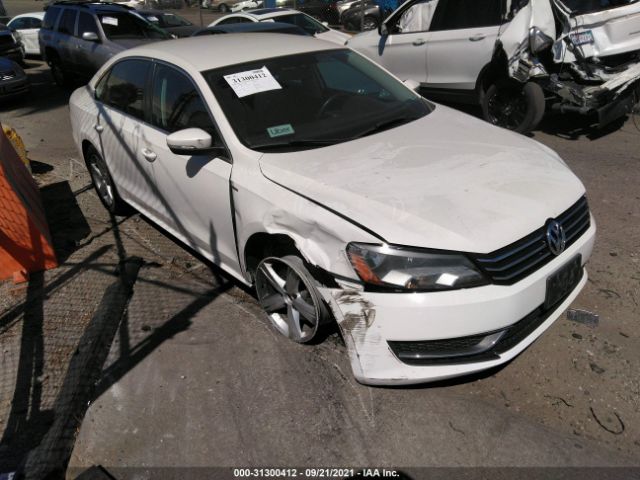 VOLKSWAGEN PASSAT 2014 1vwat7a38ec039032