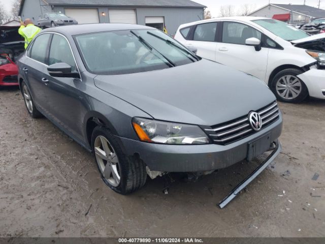 VOLKSWAGEN PASSAT 2015 1vwat7a38fc111980