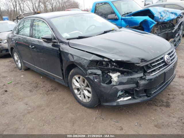 VOLKSWAGEN PASSAT 2017 1vwat7a38ht008156