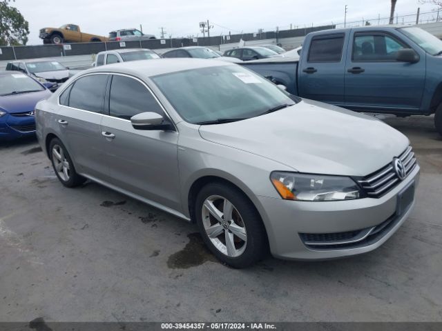 VOLKSWAGEN PASSAT 2014 1vwat7a39ec053960