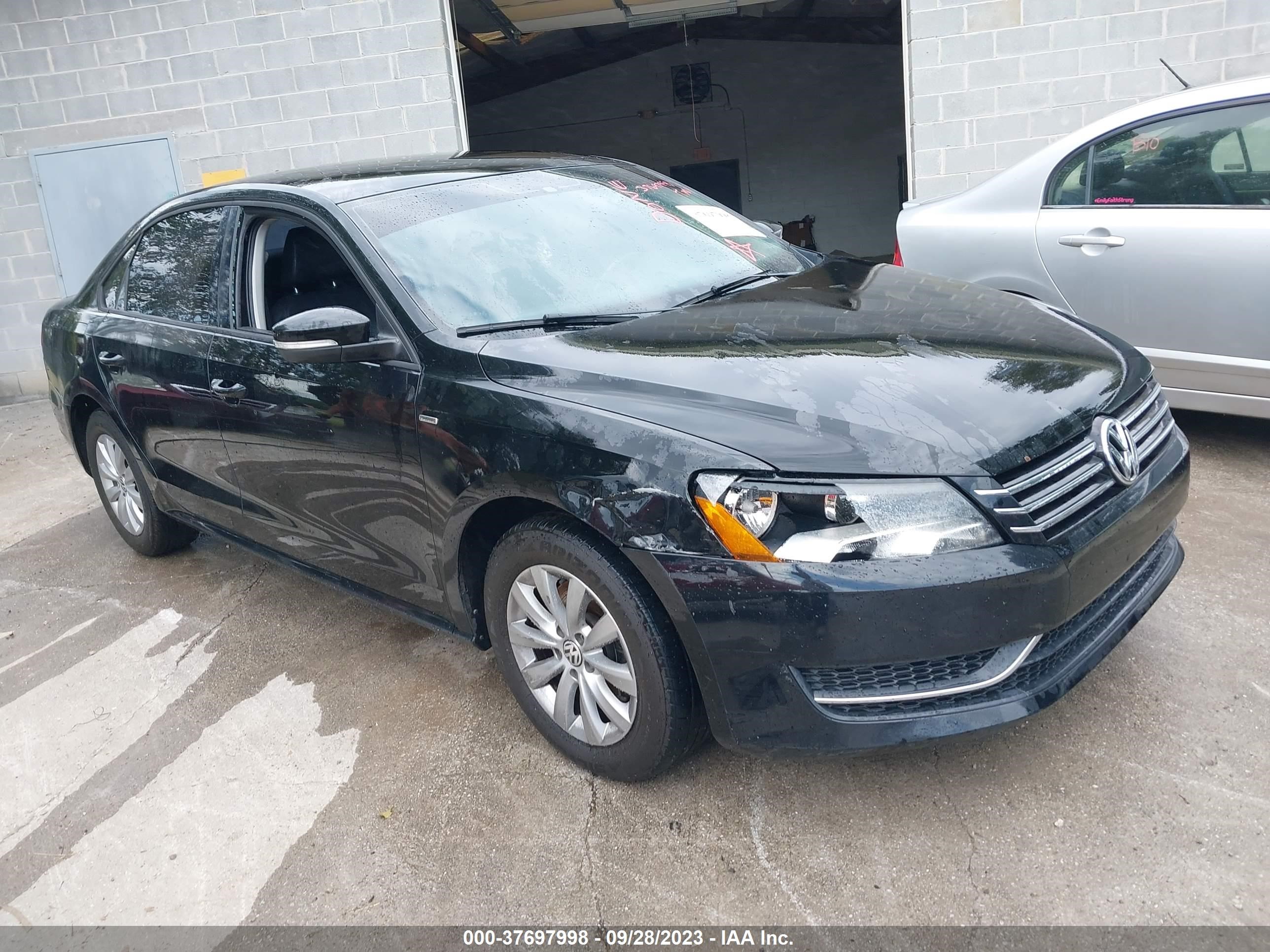 VOLKSWAGEN PASSAT 2015 1vwat7a3xfc022525