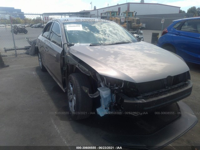 VOLKSWAGEN PASSAT 2015 1vwat7a3xfc099427