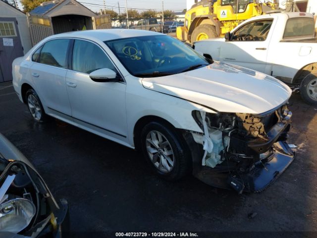 VOLKSWAGEN PASSAT 2016 1vwat7a3xgc035860