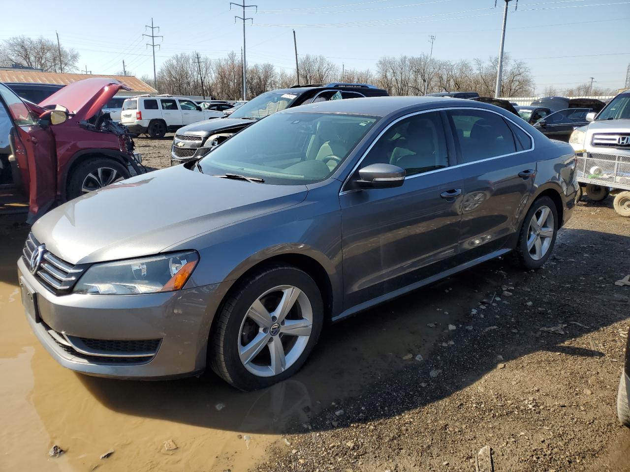 VOLKSWAGEN PASSAT 2013 1vwbh7a33dc080169