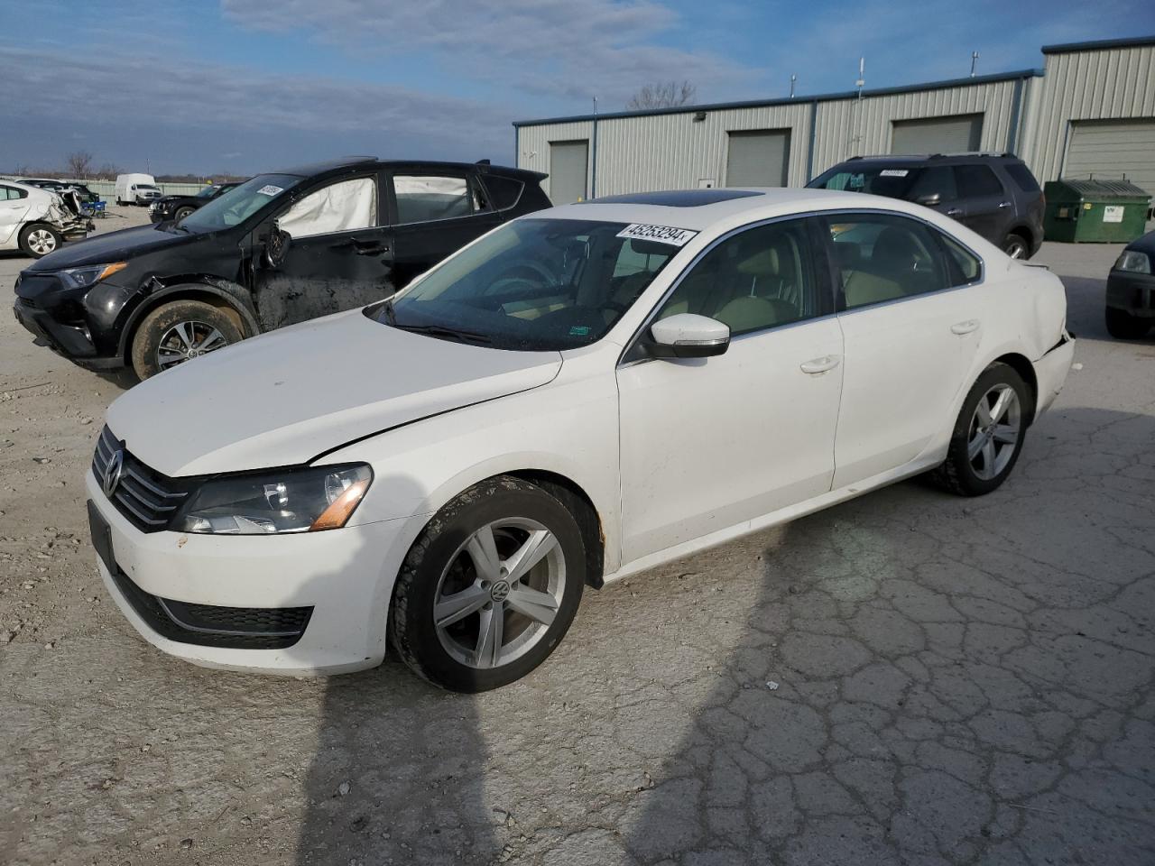 VOLKSWAGEN PASSAT 2013 1vwbh7a35dc065463