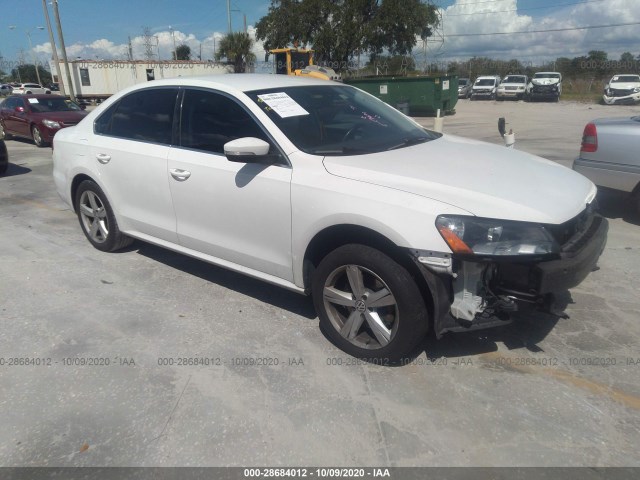 VOLKSWAGEN PASSAT 2013 1vwbh7a38dc136879