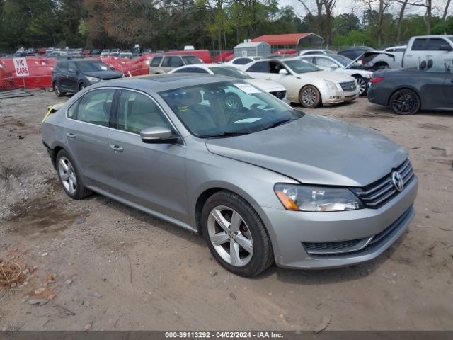 VOLKSWAGEN PASSAT 2013 1vwbh7a38dc148627