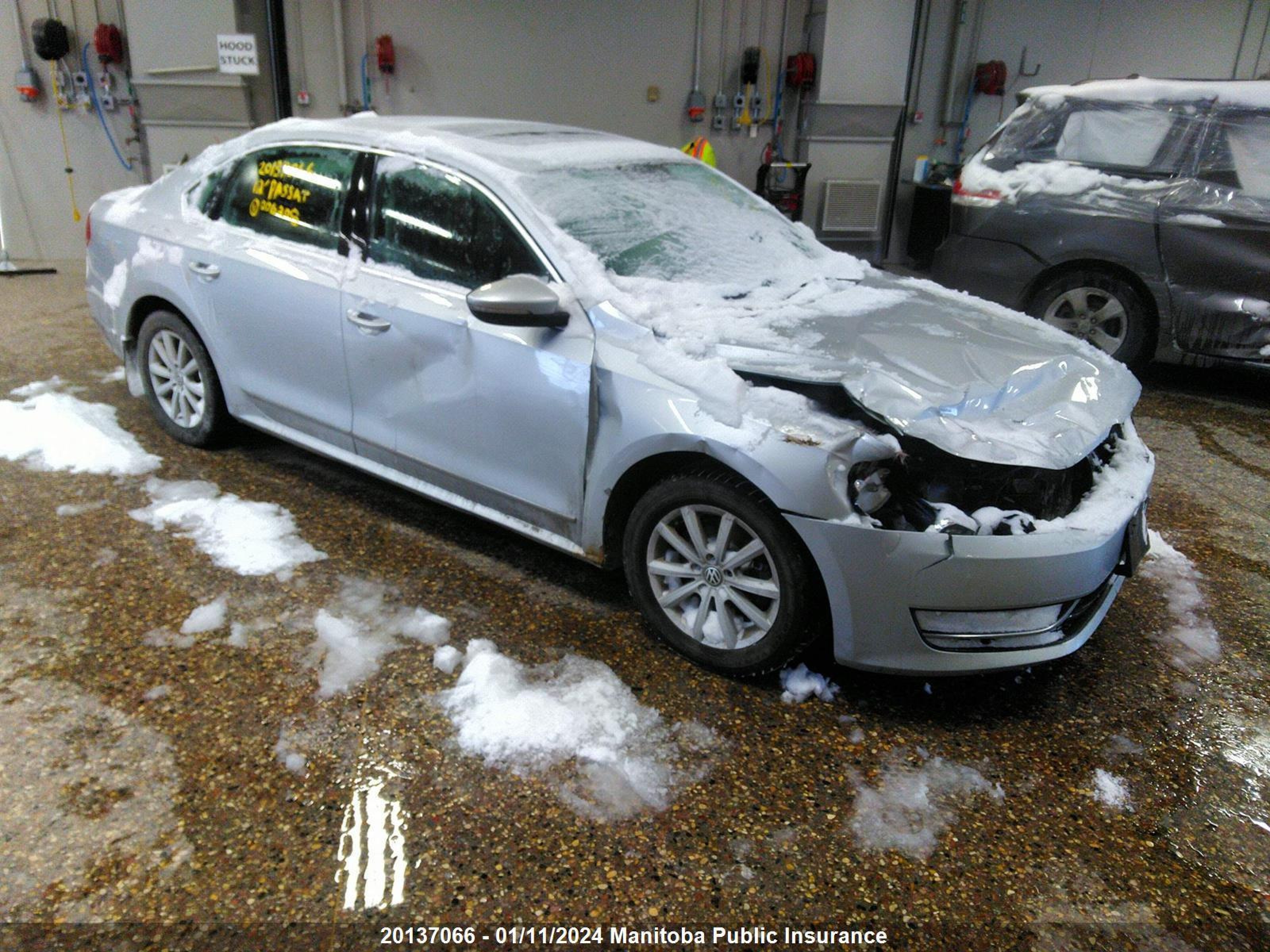 VOLKSWAGEN NULL 2012 1vwbn7a33cc006208