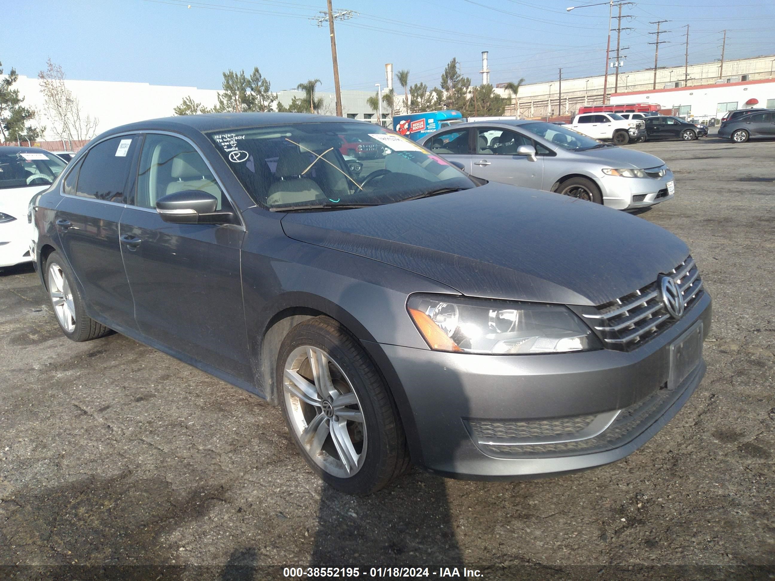 VOLKSWAGEN PASSAT 2014 1vwbn7a34ec021299