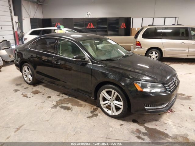 VOLKSWAGEN PASSAT 2012 1vwbp7a30cc005950