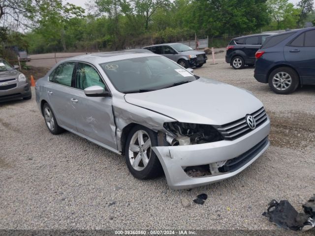 VOLKSWAGEN PASSAT 2013 1vwbp7a30dc009708