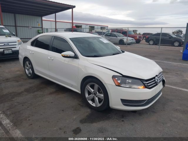 VOLKSWAGEN PASSAT 2012 1vwbp7a32cc070055