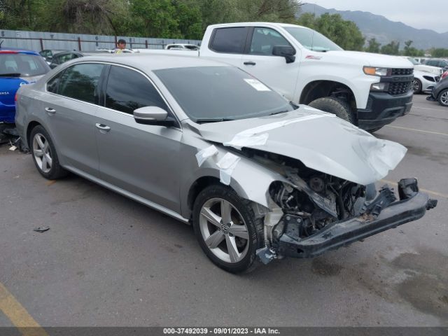 VOLKSWAGEN PASSAT 2013 1vwbp7a32dc041530