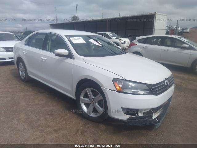 VOLKSWAGEN PASSAT 2014 1vwbp7a32ec014572