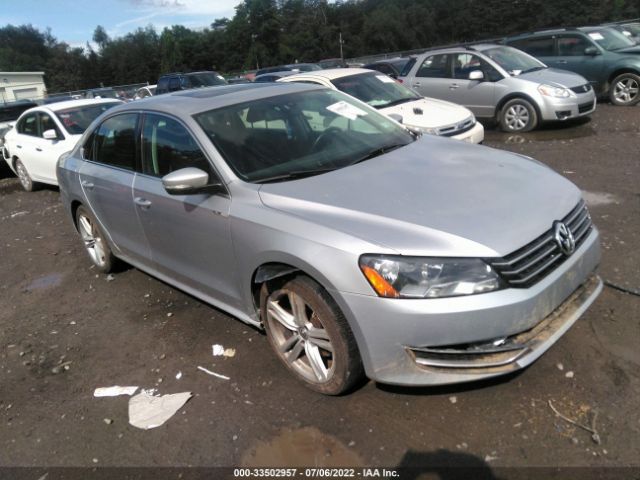 VOLKSWAGEN PASSAT 2013 1vwbp7a33ec018016